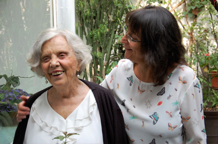 Charo Alonso con Elena Poniatowska